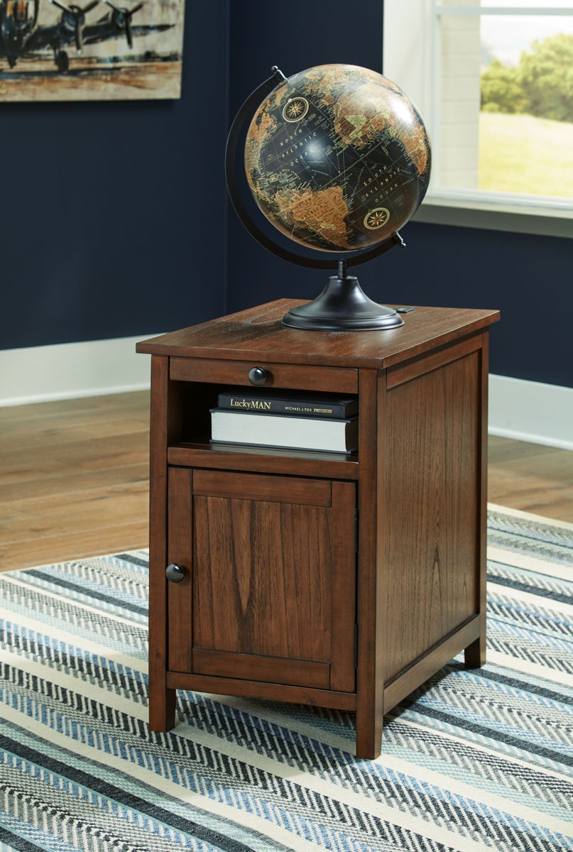 Treytown - Chair Side End Table - Image 38