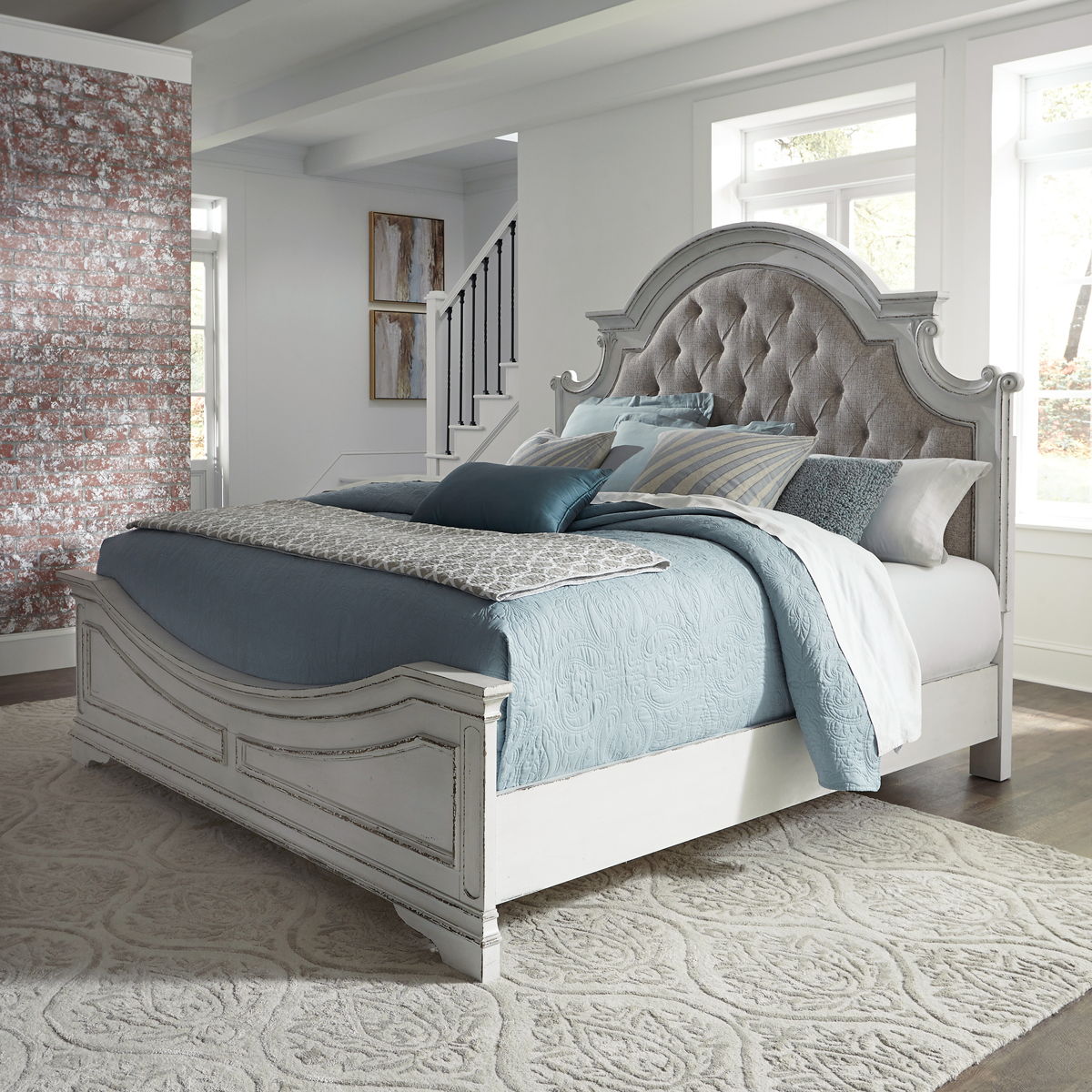 Magnolia Manor - Upholstered Bedroom Set - Image 4
