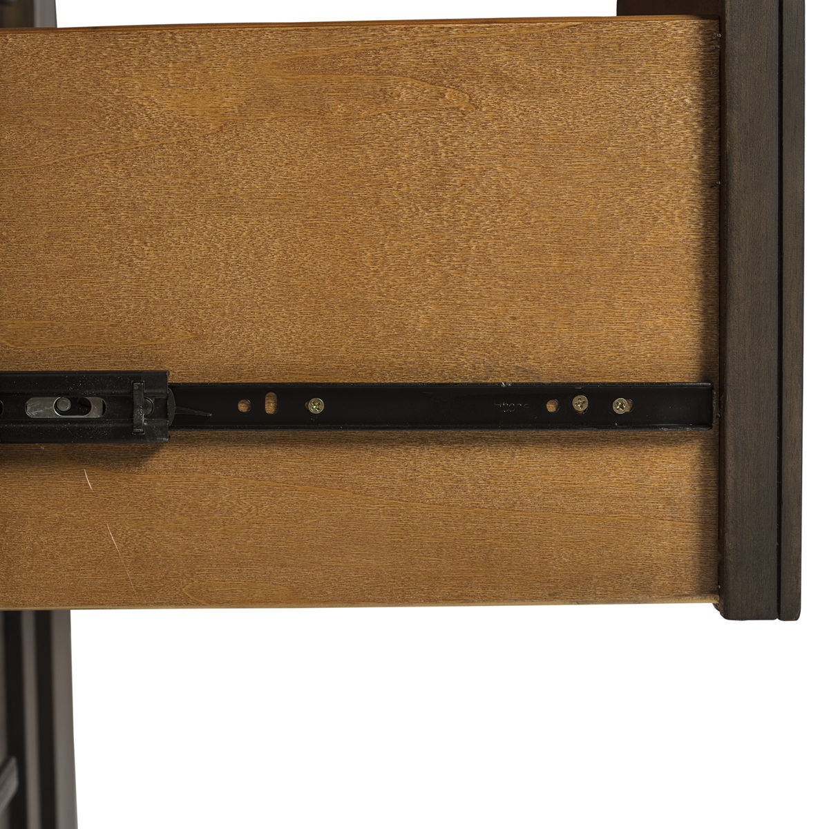 Thornwood Hills - Storage Bed, Dresser & Mirror - Image 37