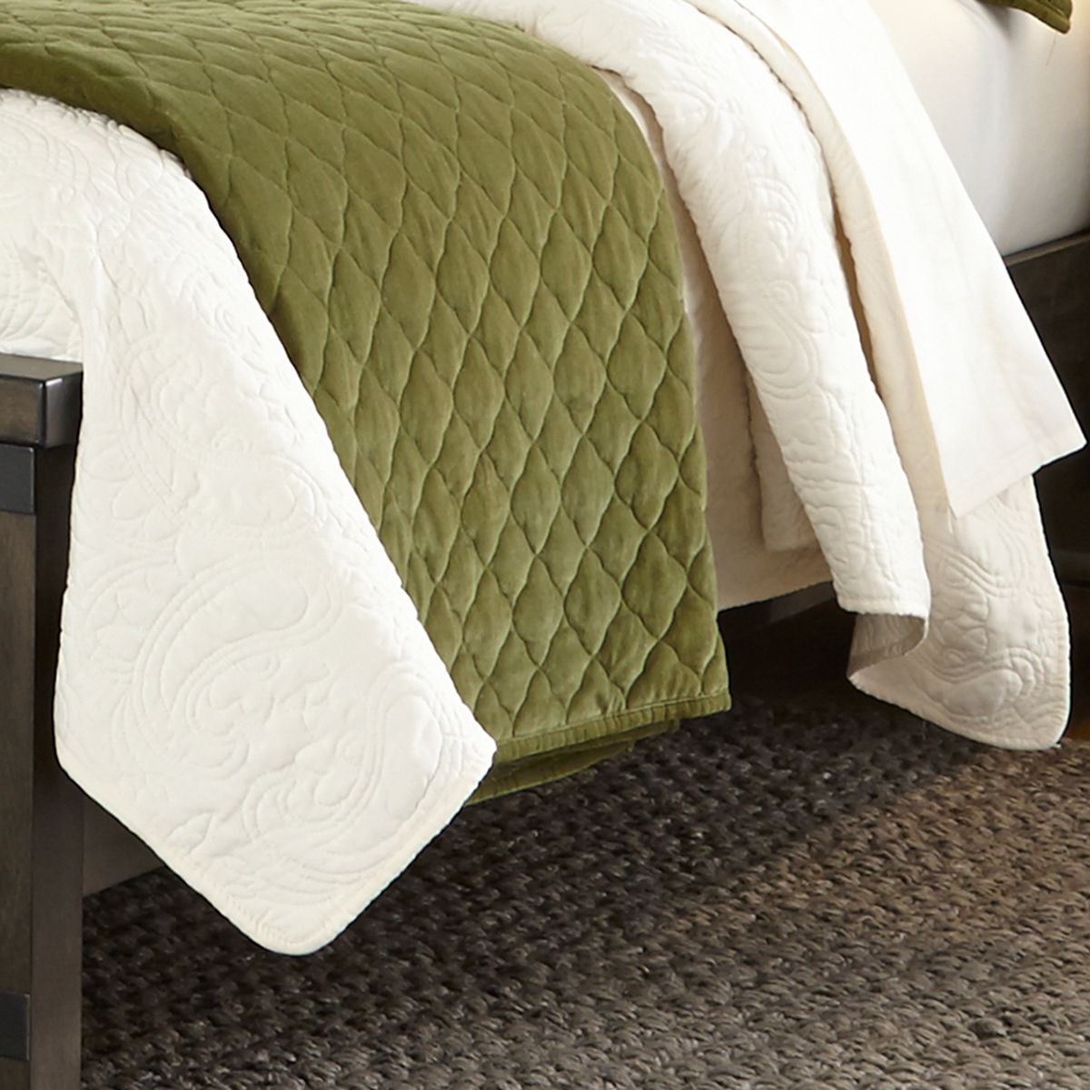 Thornwood Hills - Panel Bed, Dresser & Mirror - Image 26