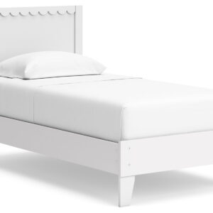 Hallityn - Panel Platform Bed
