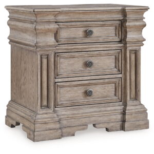 Blairhurst - Three Drawer Night Stand - Light Grayish Brown