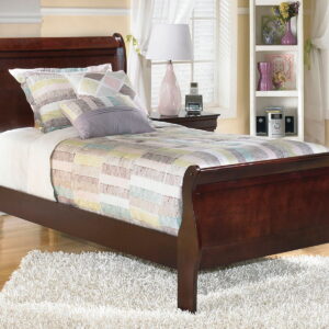 Alisdair - Sleigh Bed