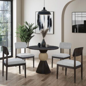 Briarcrest - 36" Round Table Set