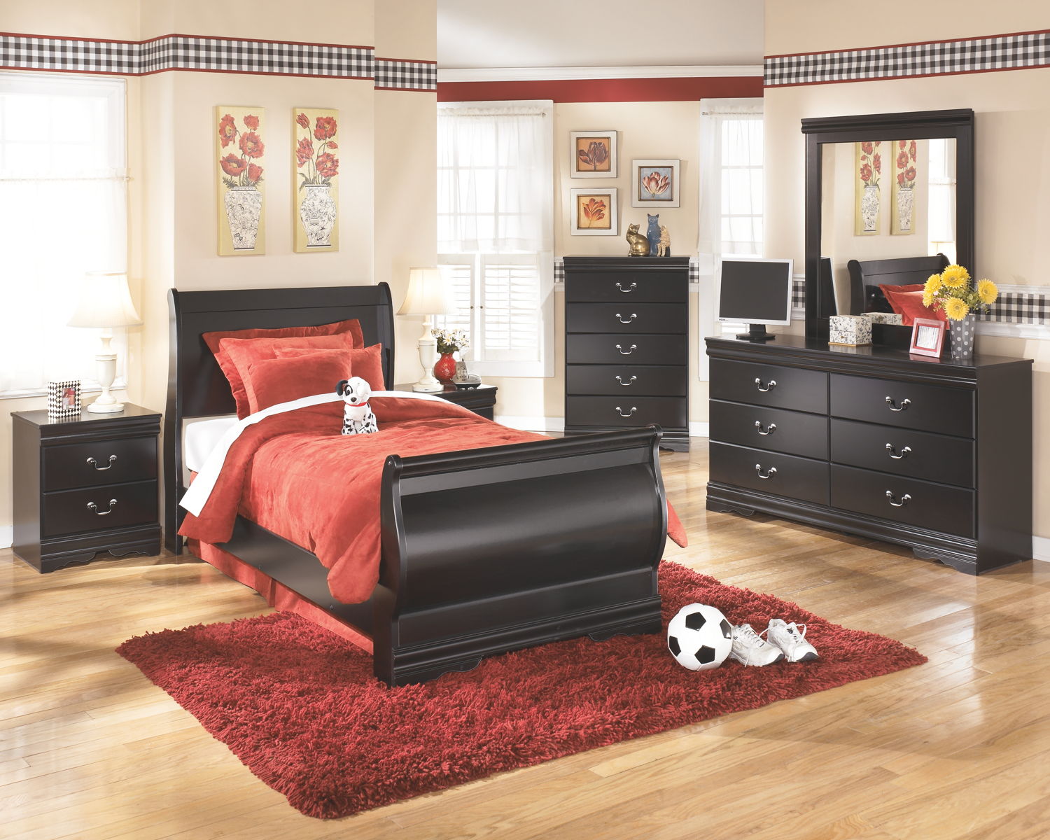 Huey Vineyard - Dresser, Mirror - Black - Image 4