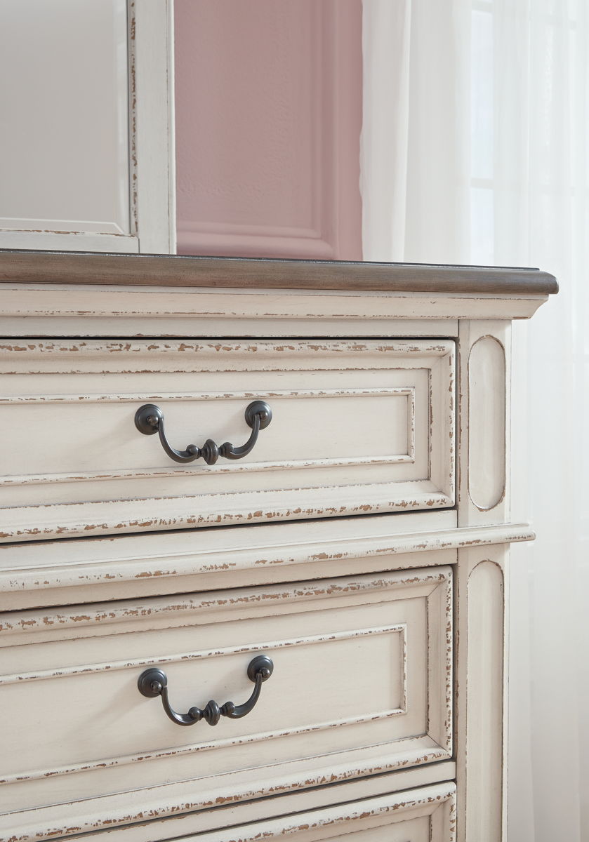 Realyn - Dresser - Image 18