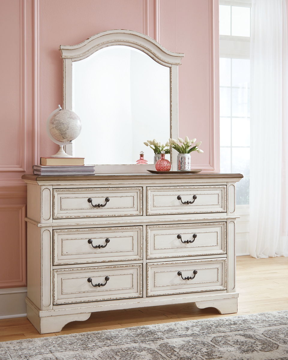 Realyn - Dresser - Image 14