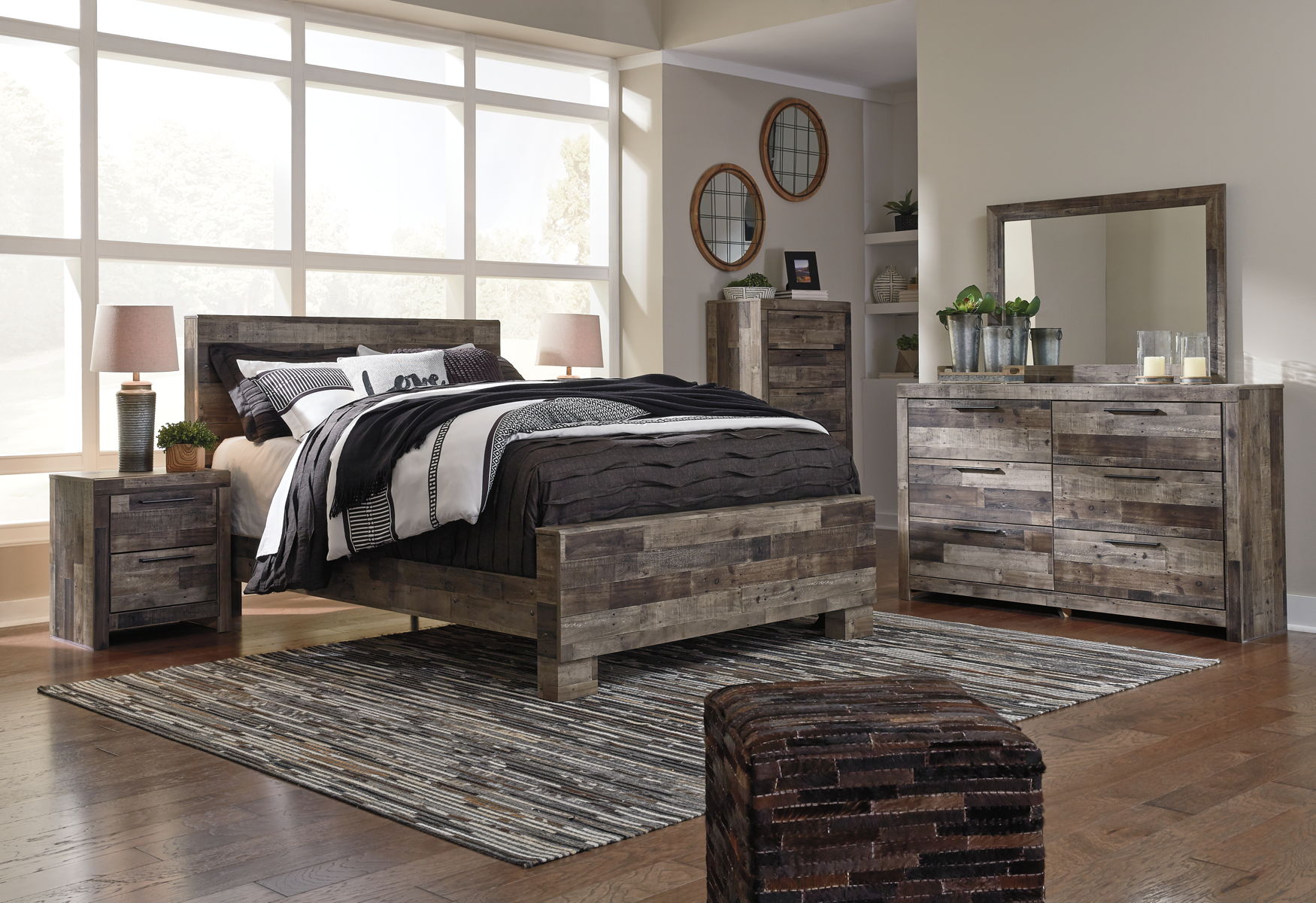 Derekson - Panel Bed - Image 38
