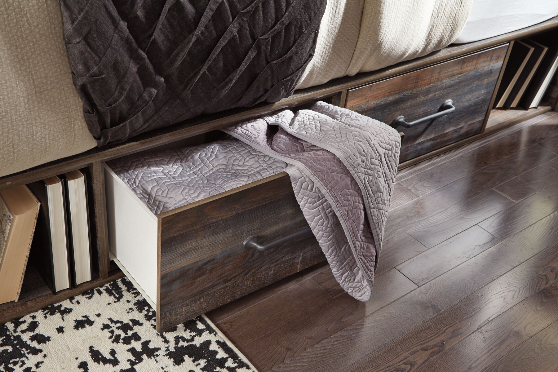 Drystan - Panel Bed - Image 6