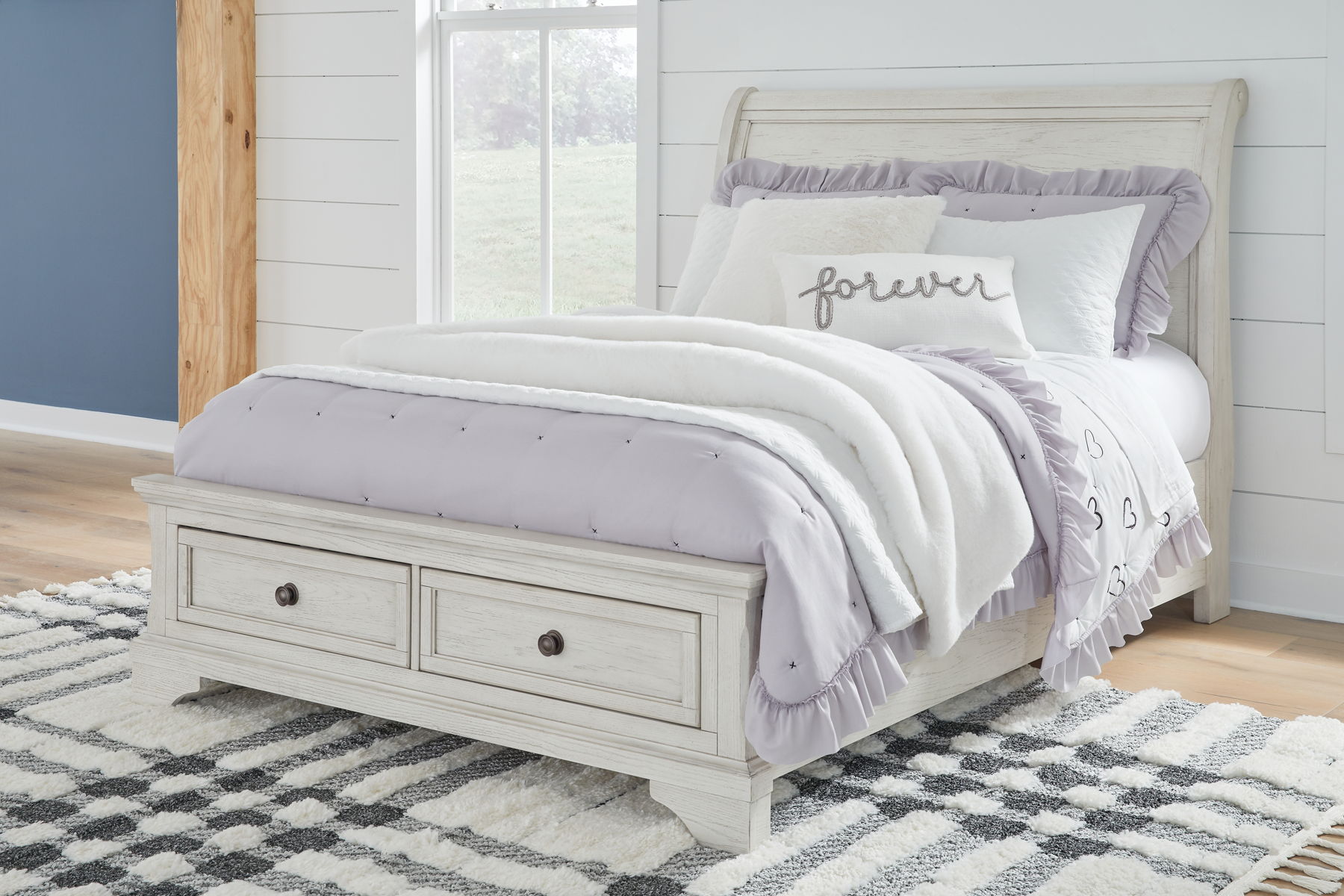 Robbinsdale - Sleigh Bed - Image 11