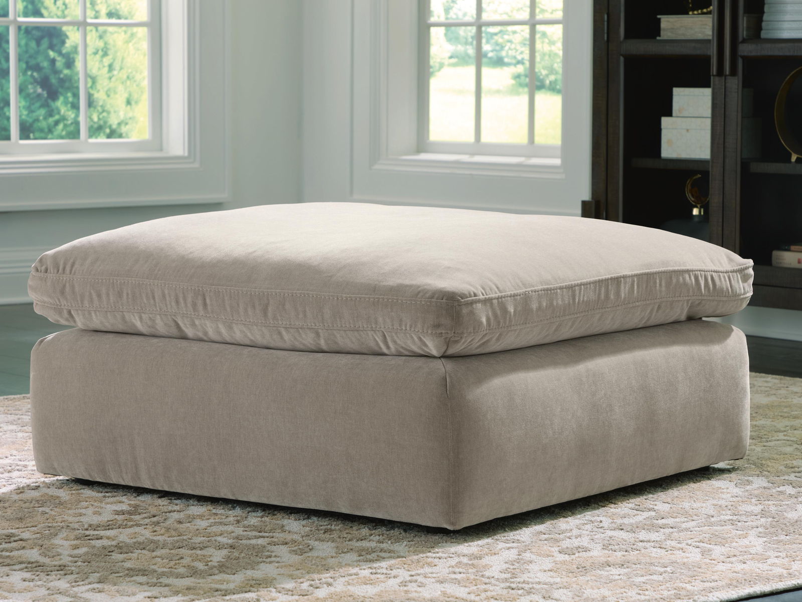 Maxton Heights - Oversized Accent Ottoman - Image 2