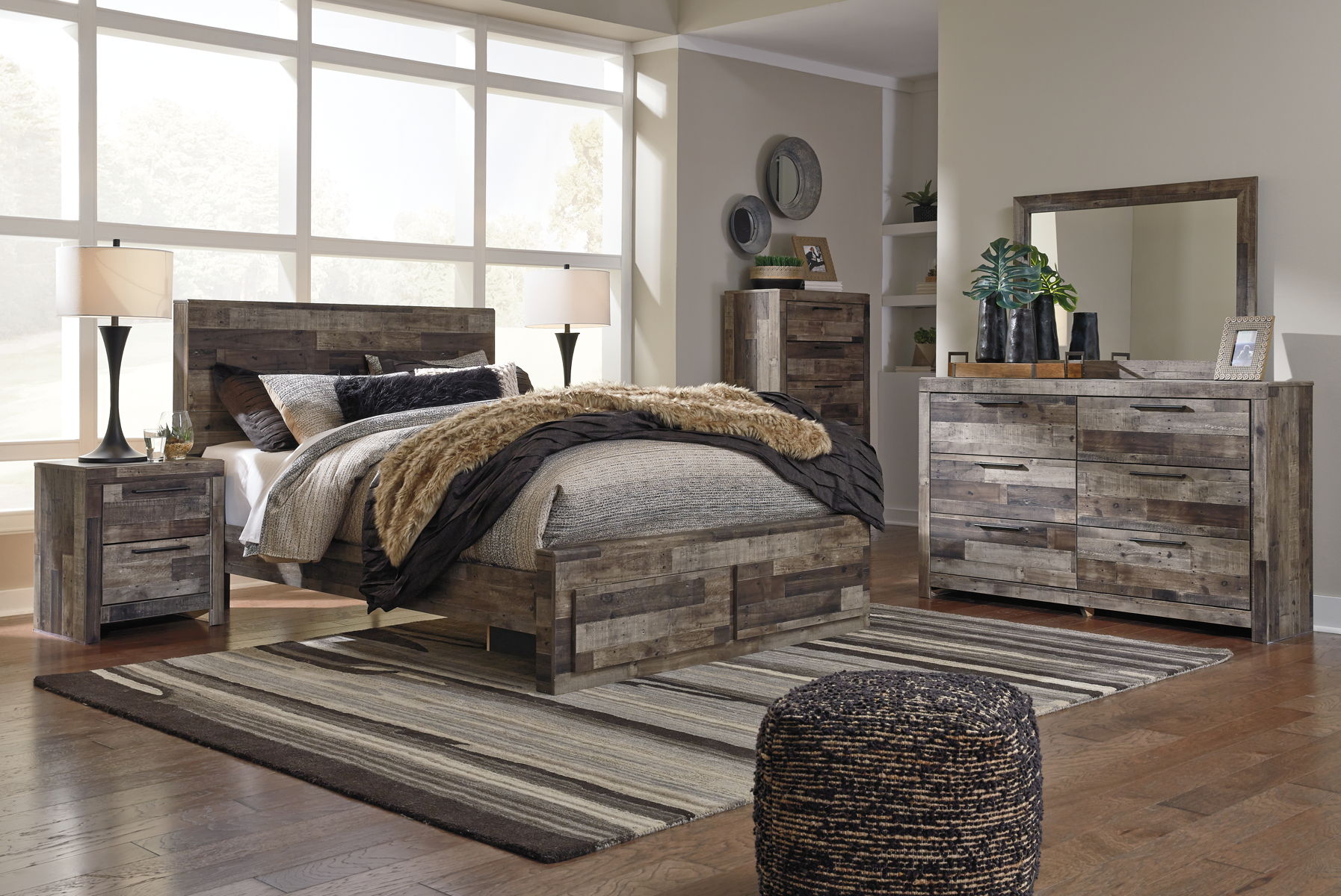 Derekson - Panel Bed - Image 17