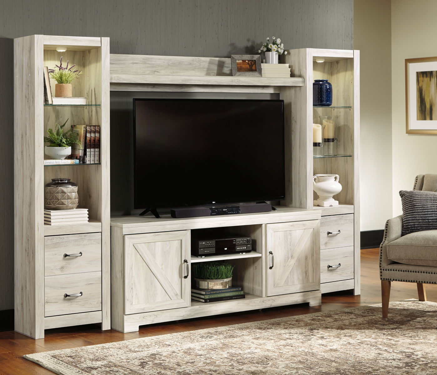 Bellaby - Entertainment Center - Image 27