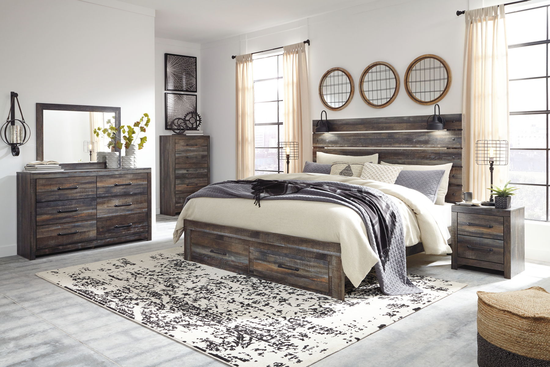 Drystan - Panel Bed - Image 32