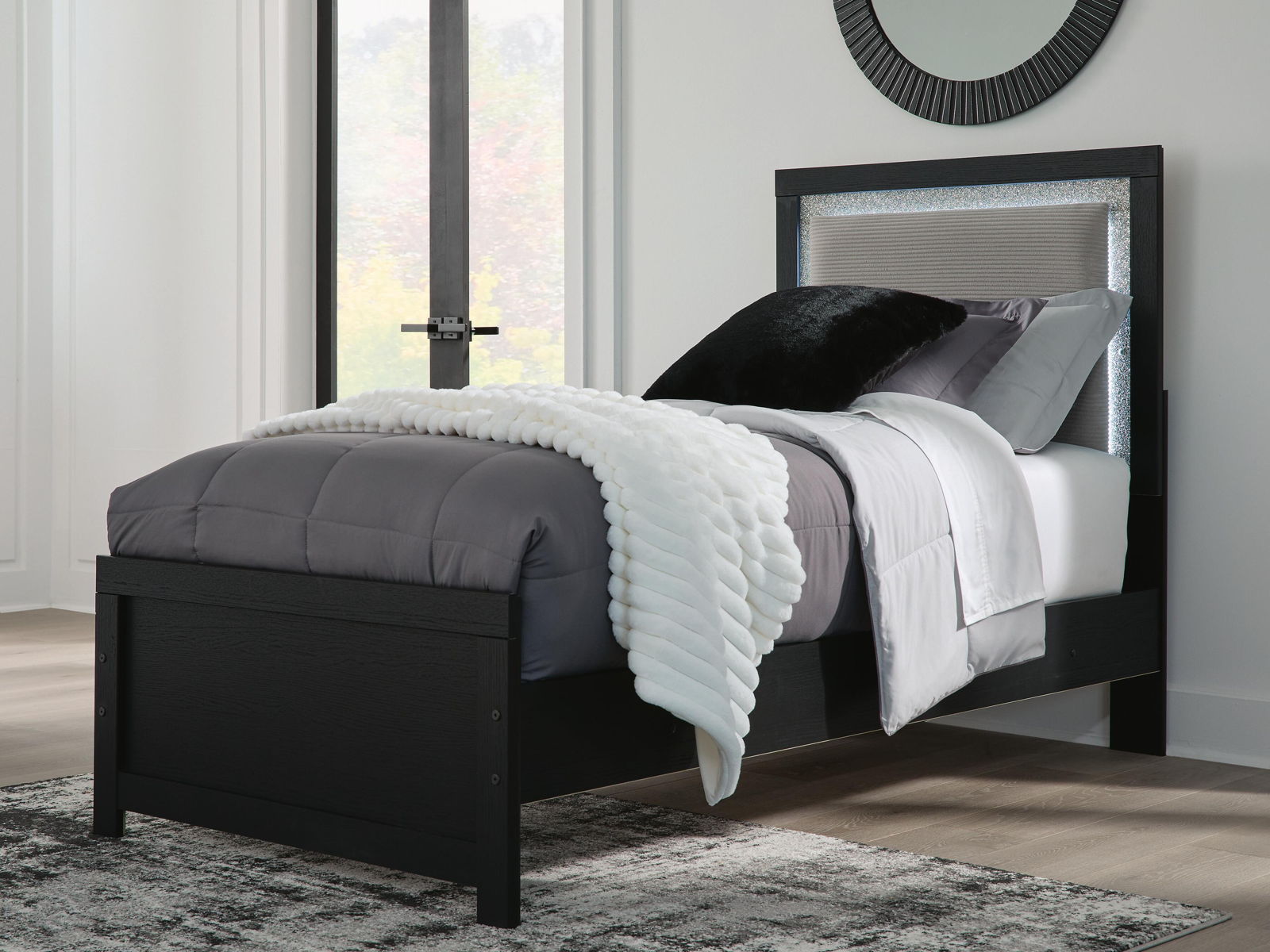 Maeling - Upholstered Panel Bed - Image 12