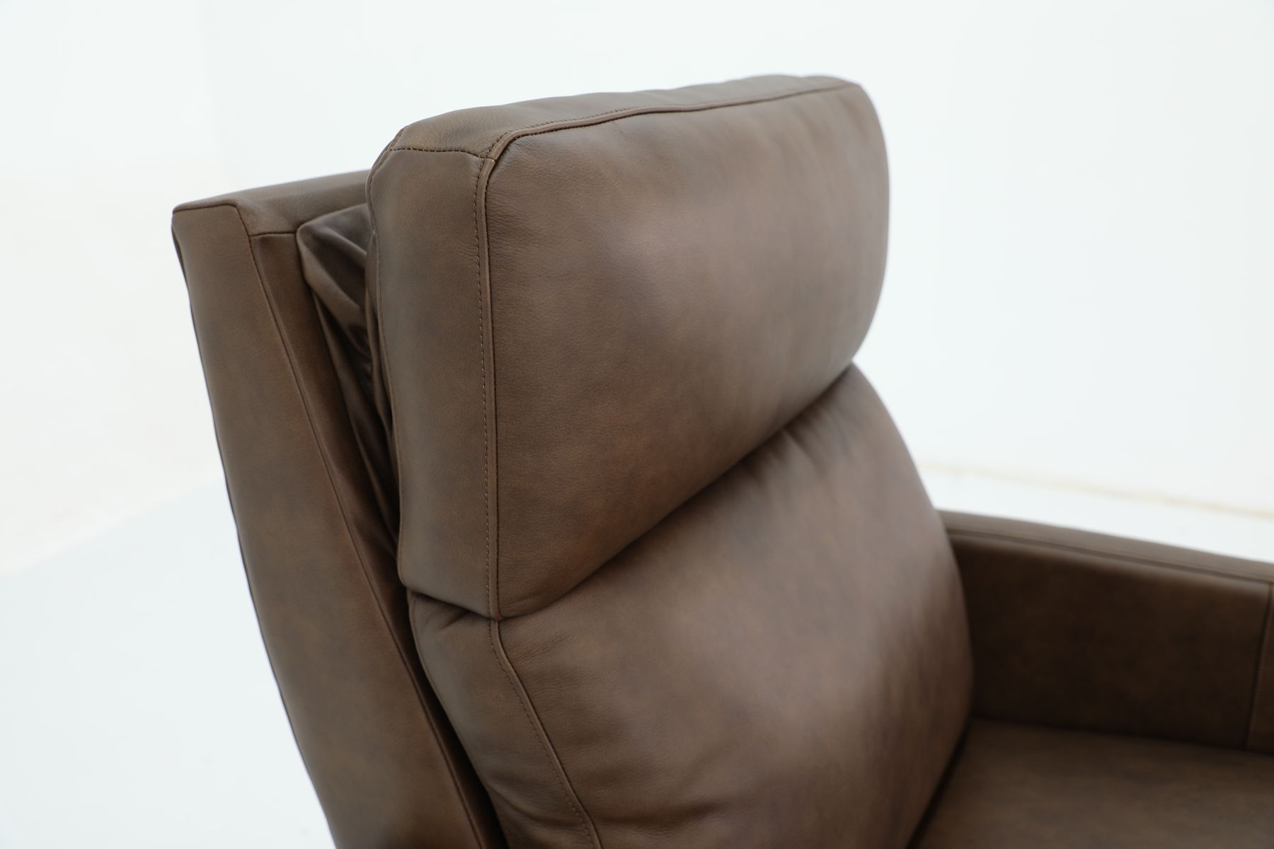 James - Power Recliner - Image 26