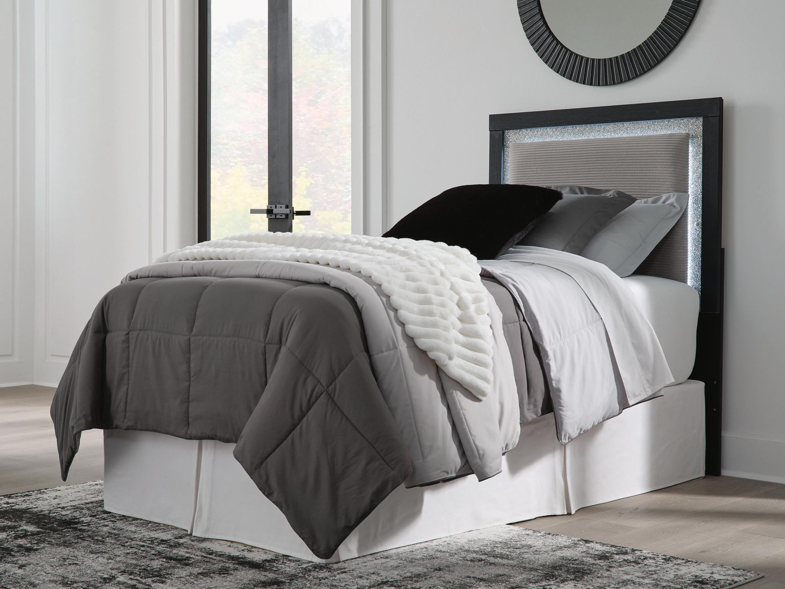 Maeling - Upholstered Panel Headboard - Image 7