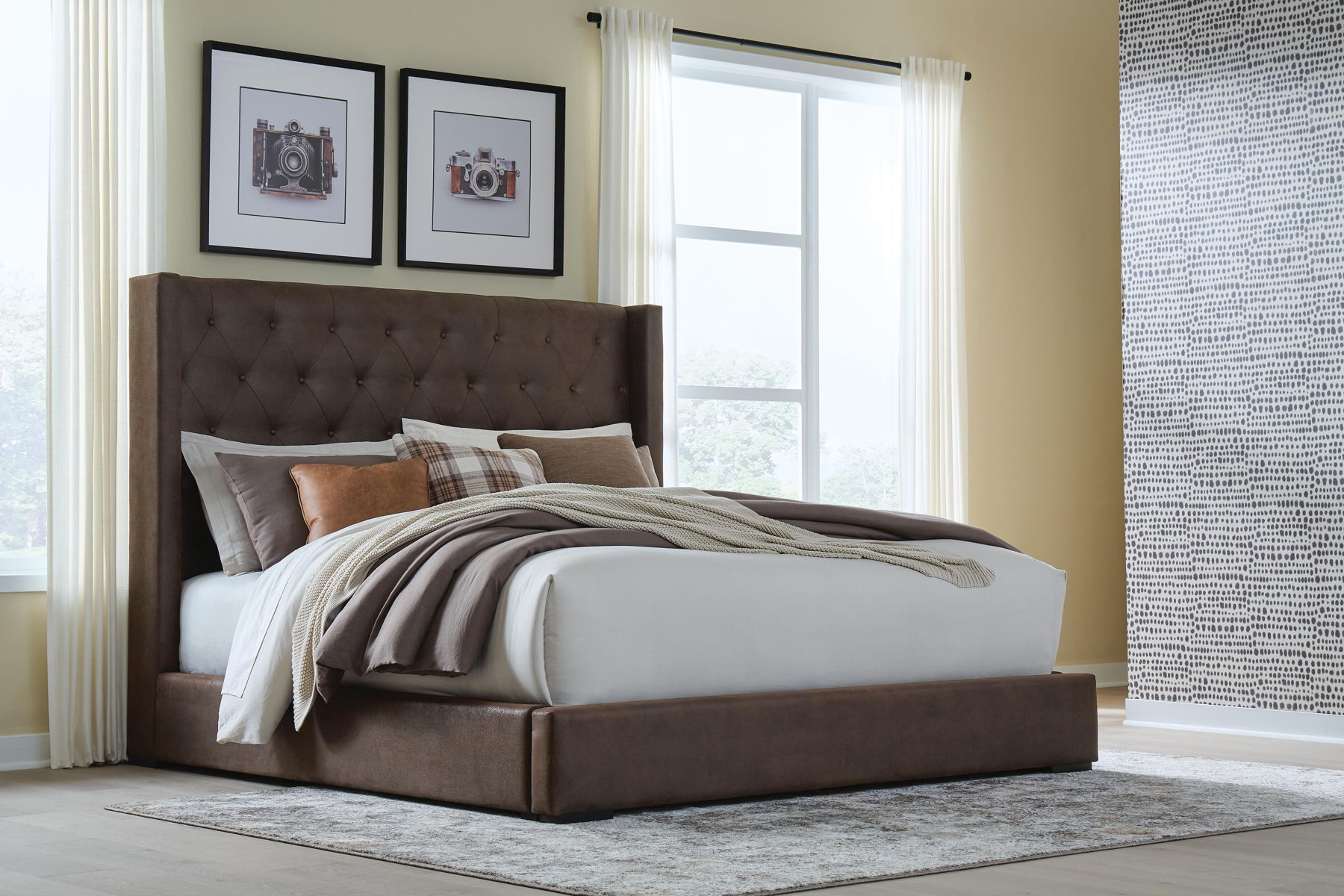Lavernty - Upholstered Storage Bed - Image 7