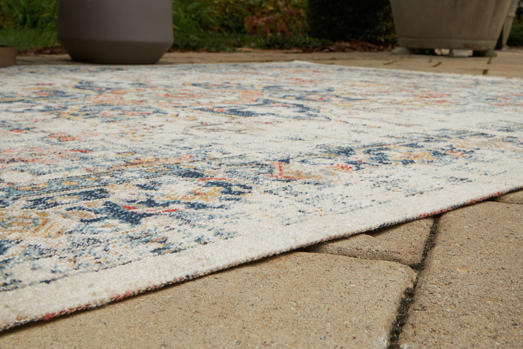 Jarrpage - 5' x 7' Rug - Multi - Image 4