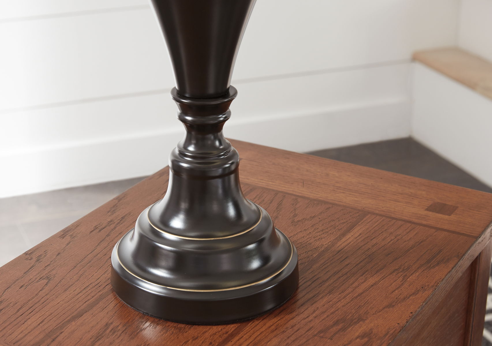 Darlita - Metal Table Lamp (Set of 2) - Bronze Finish - Image 5