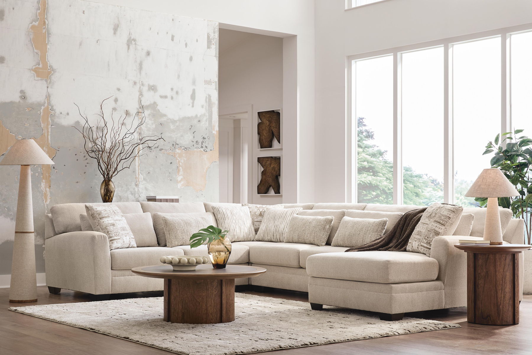 Mandi Point - Sectional - Image 8