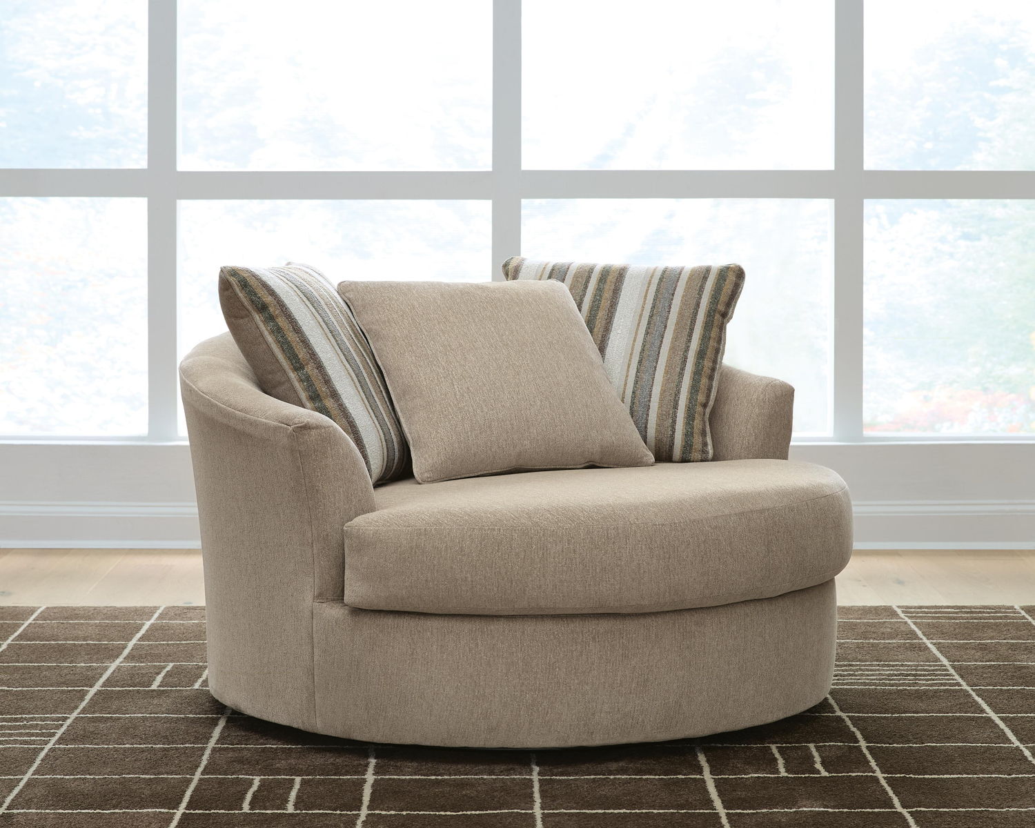Linenhause - Oversized Swivel Accent Chair - Dune - Image 2