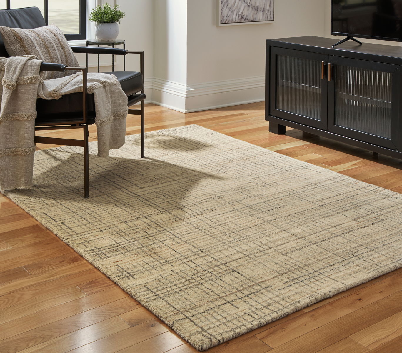 Janston - 5' x 7' Rug - Ivory / Gray / Tan - Image 4