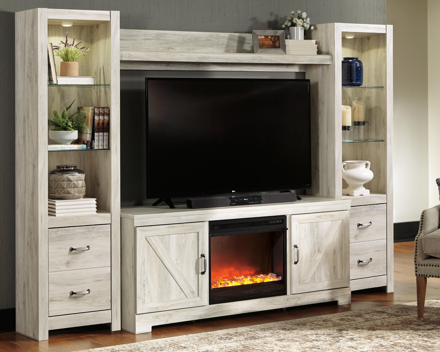 Bellaby - Entertainment Center - Image 29