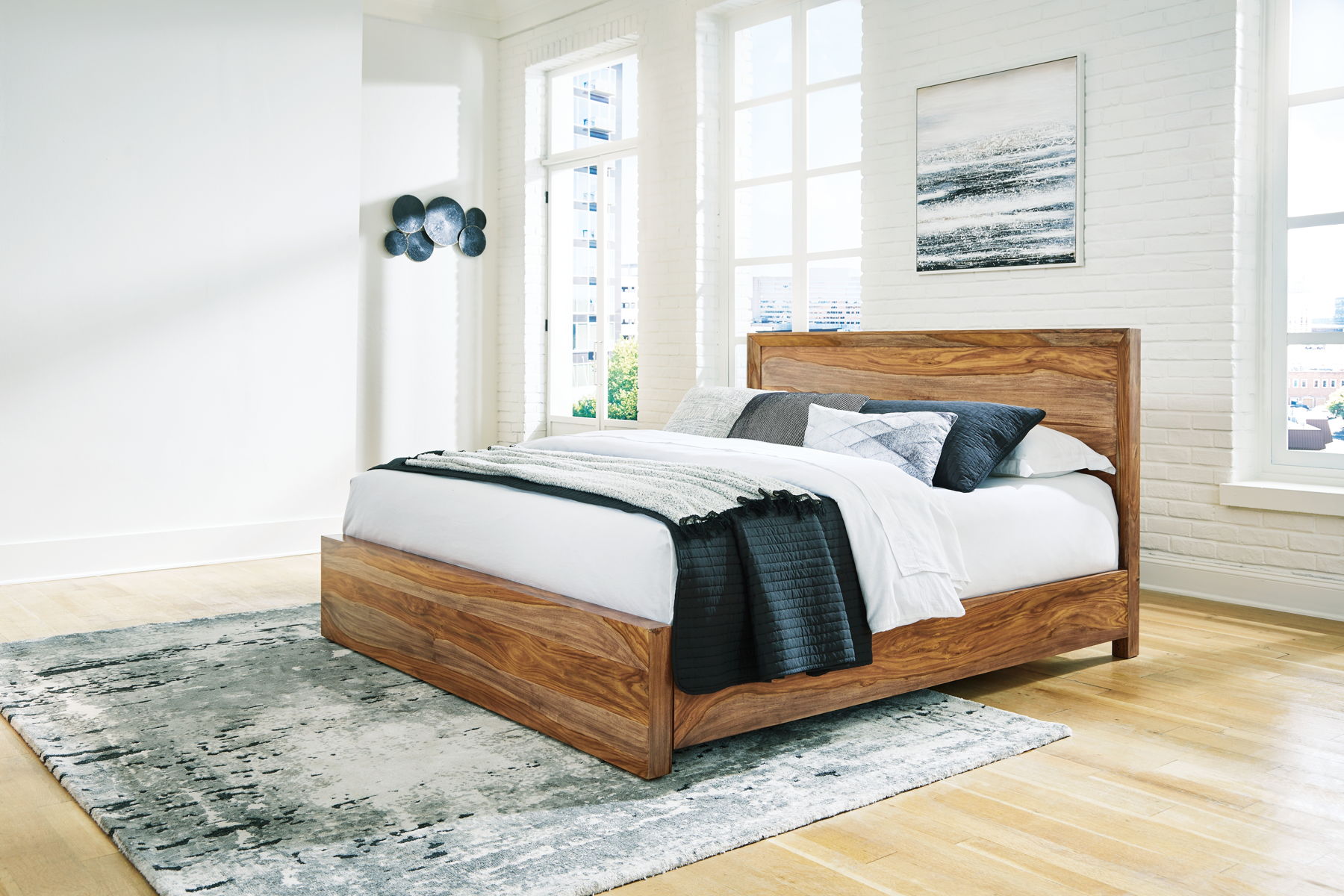 Dressonni - Queen Panel Bed - Brown - Image 2