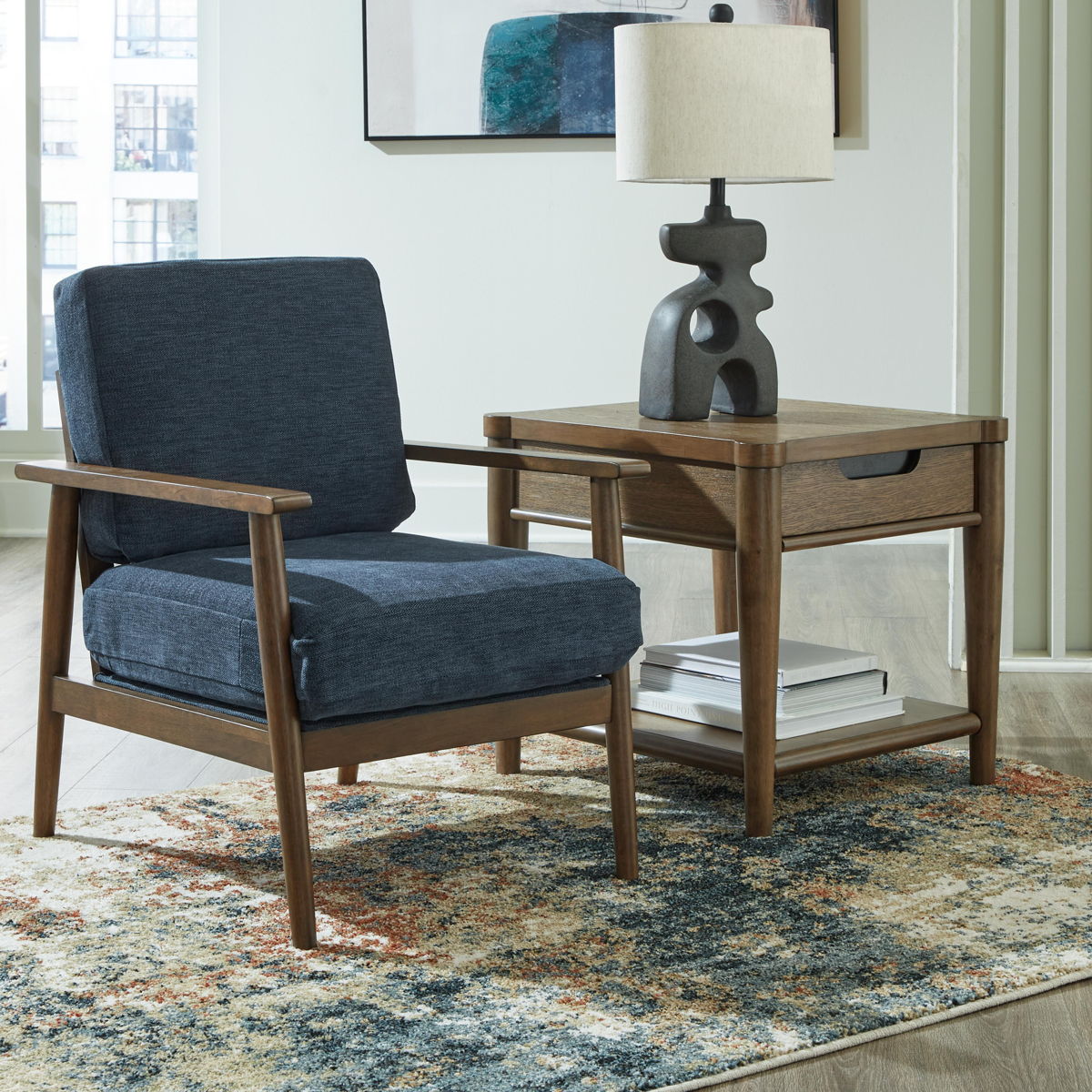 Bixler - Showood Accent Chair - Image 11