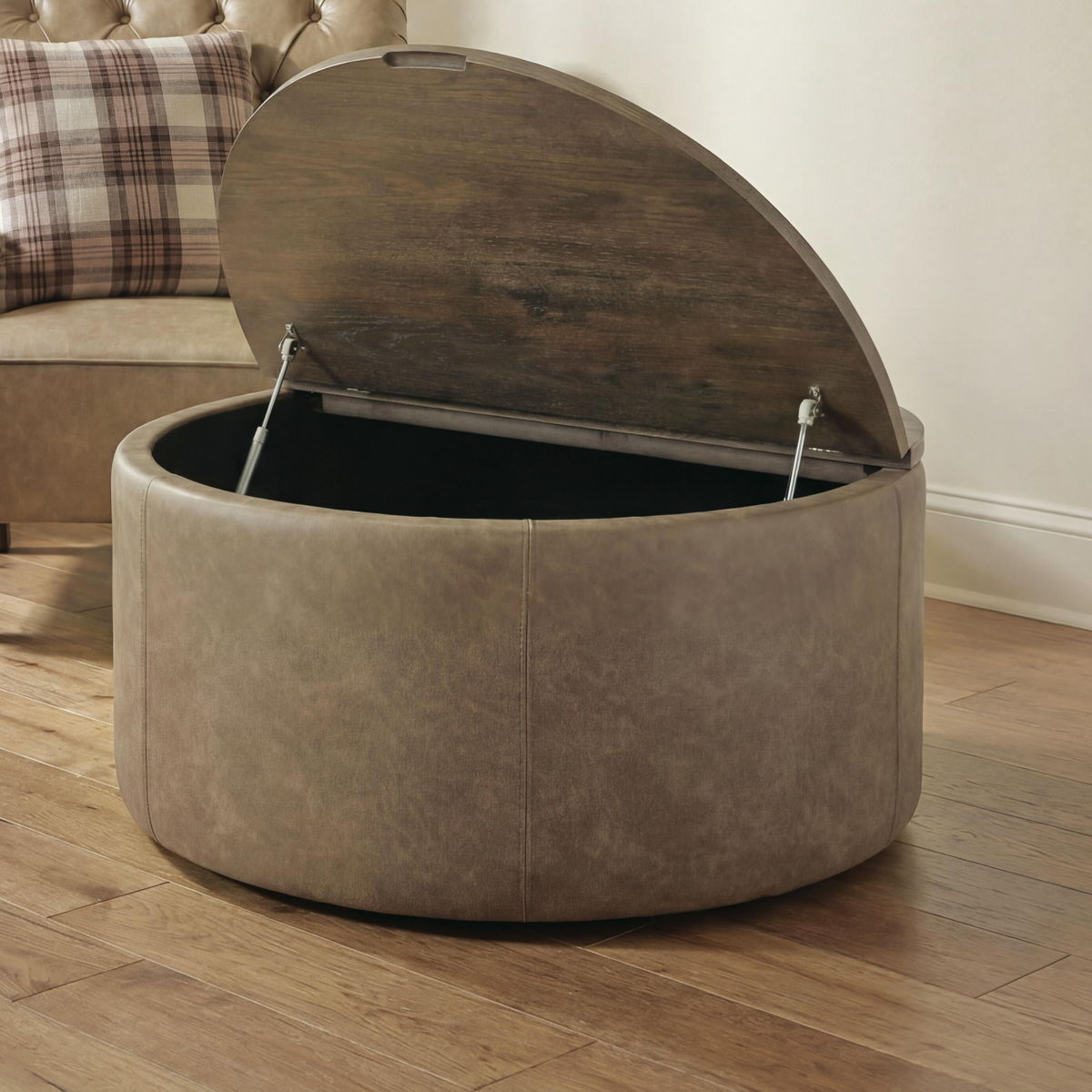 Bethanstone - Storage Ottoman - Warm Brown - Image 4