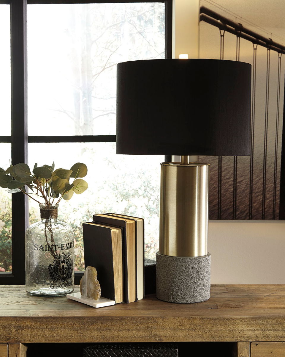 Jacek - Metal Table Lamp (Set of 2) - Gray / Brass Finish - Image 3