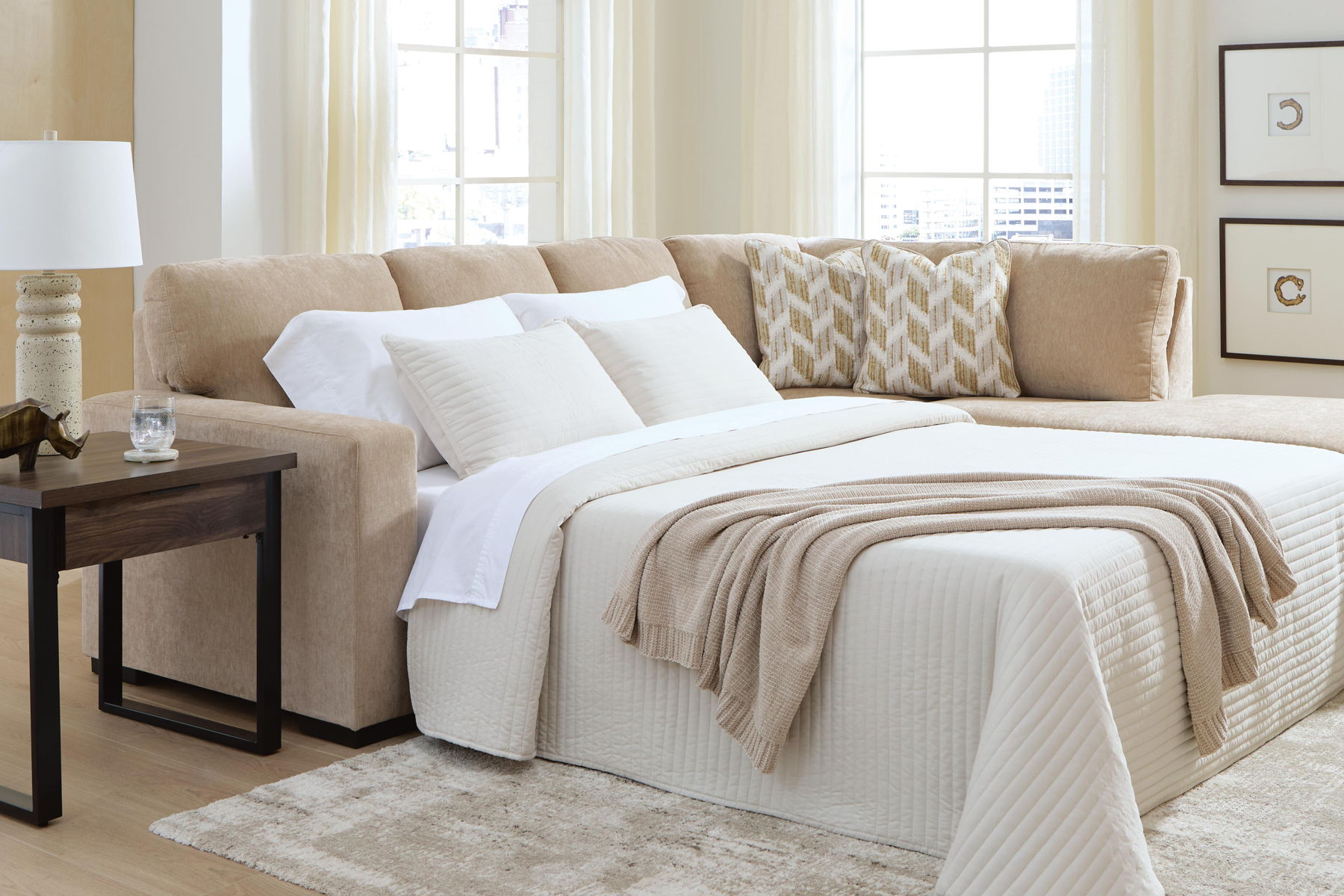 Bridgepoint - Sleeper Sectional - Image 9