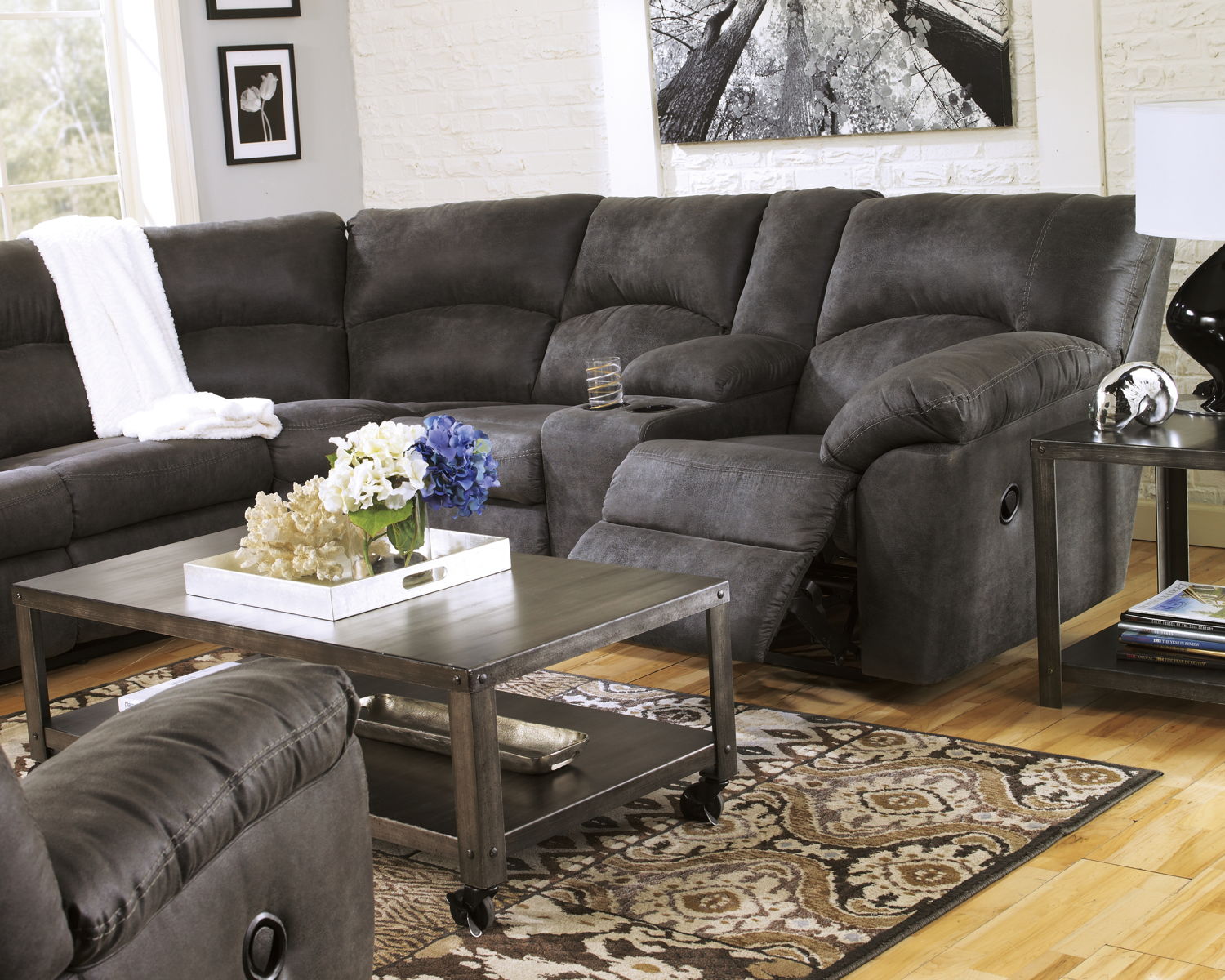 Tambo - Right Arm Facing Loveseat With Console 2 Pc Sectional - Pewter - Image 4