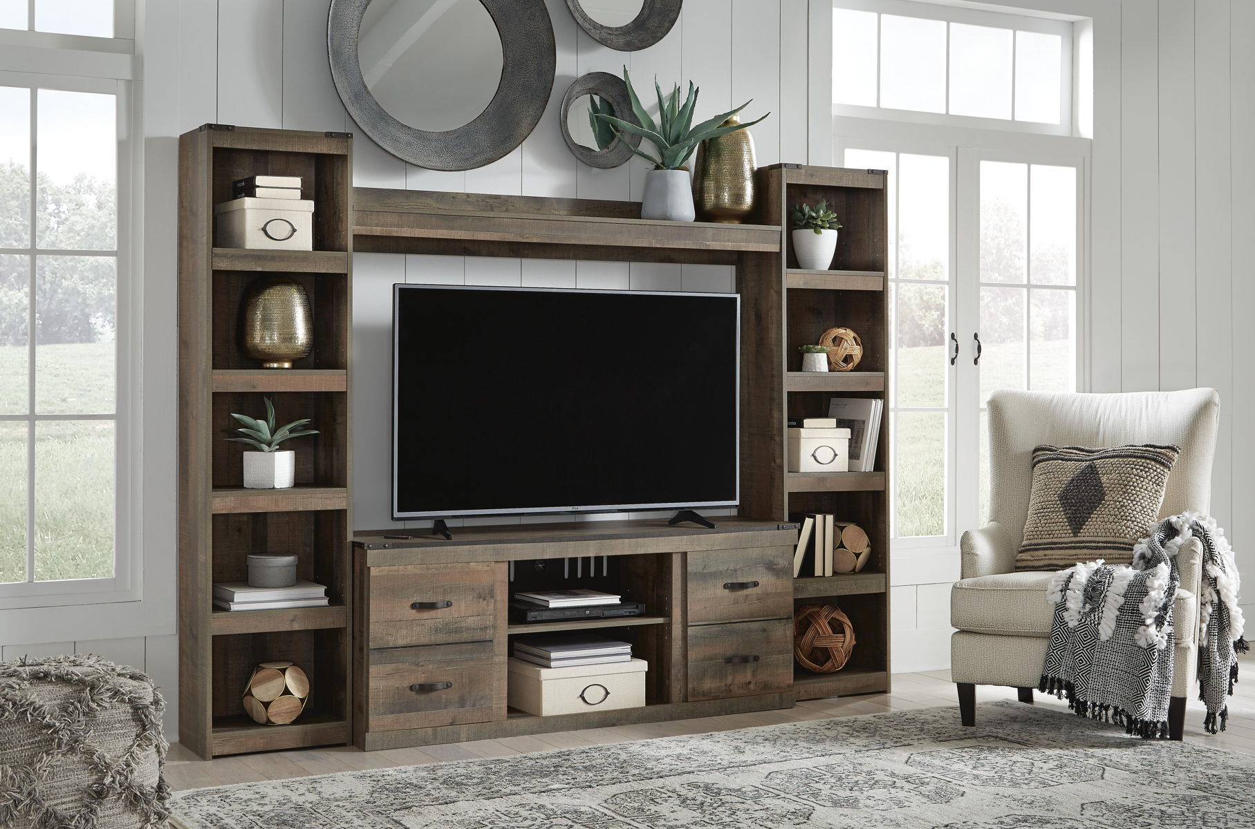 Trinell - 4-Piece Entertainment Center With 60" TV Stand - Image 4